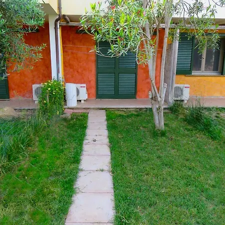 Kiteshomes Masainas Exterior photo