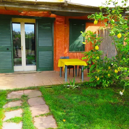 Kiteshomes Masainas Exterior photo